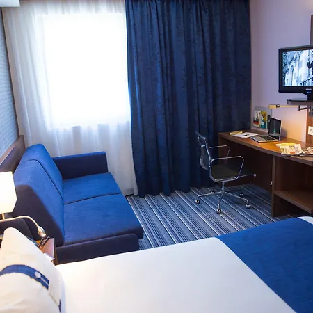 Hotel Express - Est By Ihg